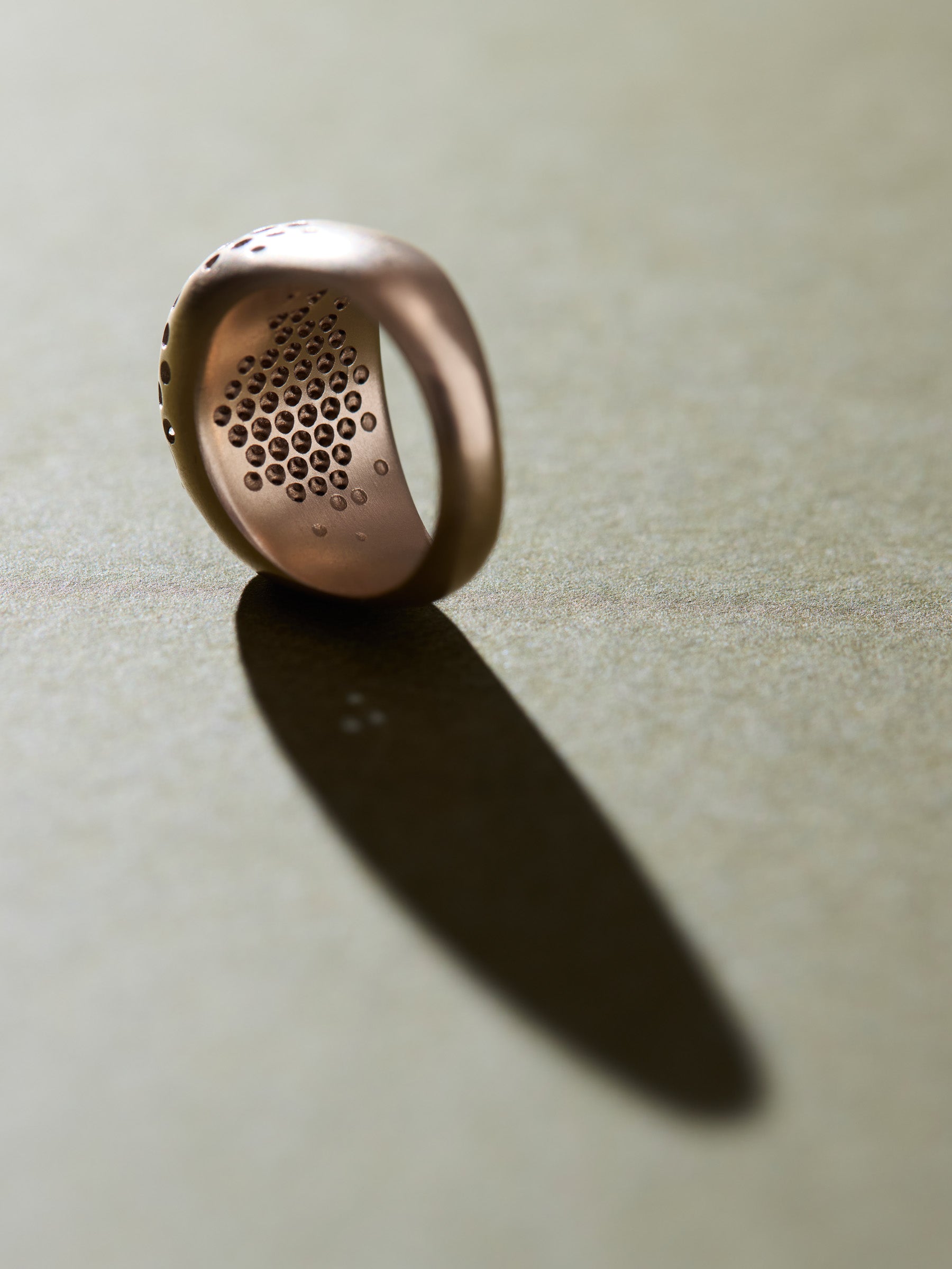 SIAN: Sira Cocktail Ring (Explore the piece)
